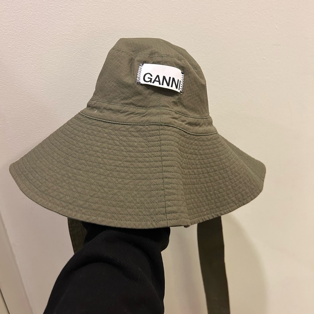 Ganni Green Bucket Hat with ties